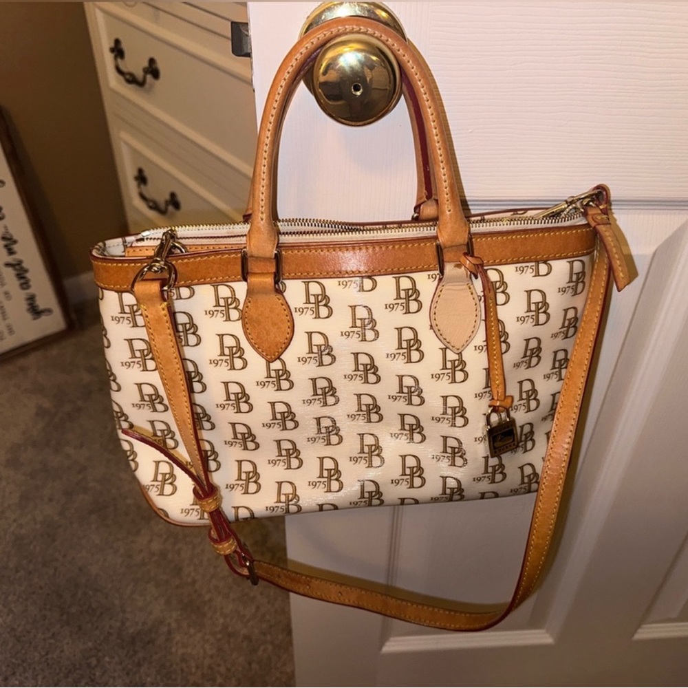 Dooney Bourke Purse